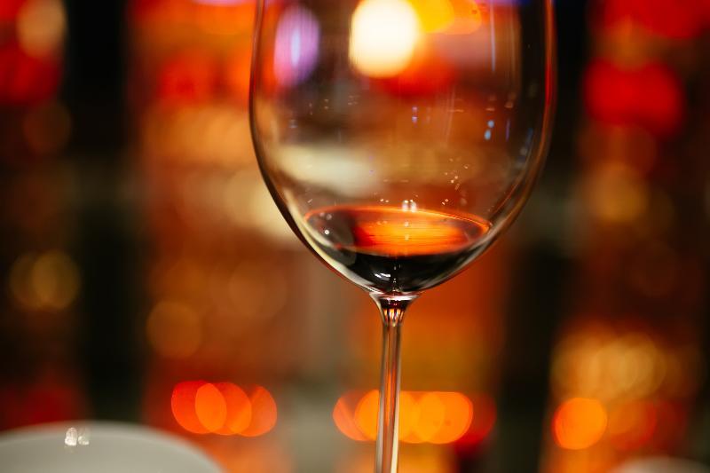 Windsor Hotel Tchaj-čung Exteriér fotografie A wine glass